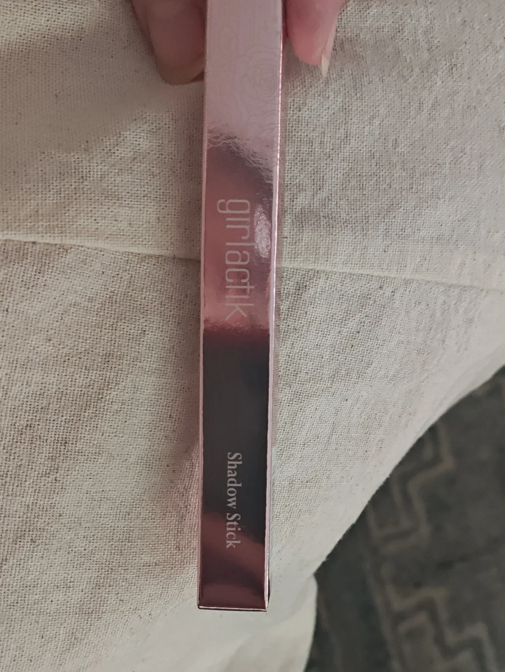 girla ctik Rose Pink Shadow Stick — Creamy Pink Eye Color